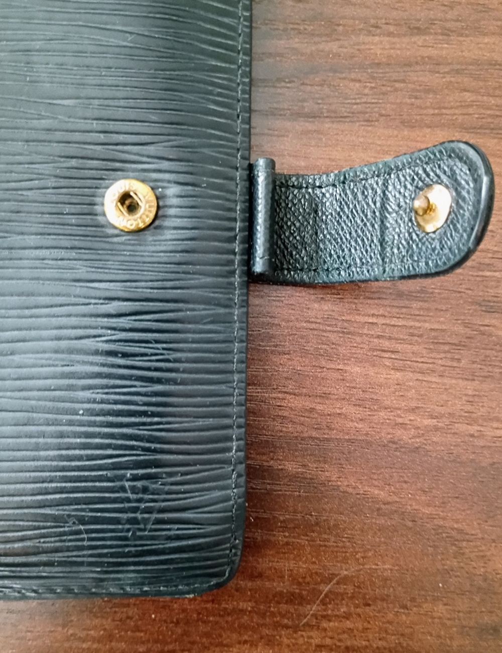 Louis Vuitton Agenda PM Noir Epi Leather | 6-Ring Planner. - Picture 3 of 9